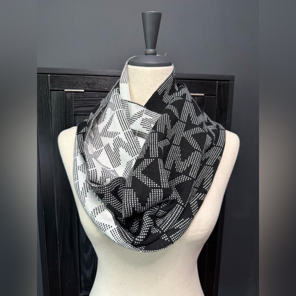 MICHAEL by Michael Kors Infinity Scarf Reversible Black White MK Logo Pattern